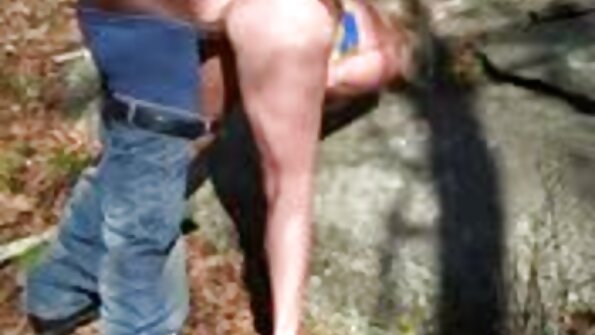 Strümpfe teenager Reiten Analschlitz auf Schwanz reife muschi tube und masturbieren