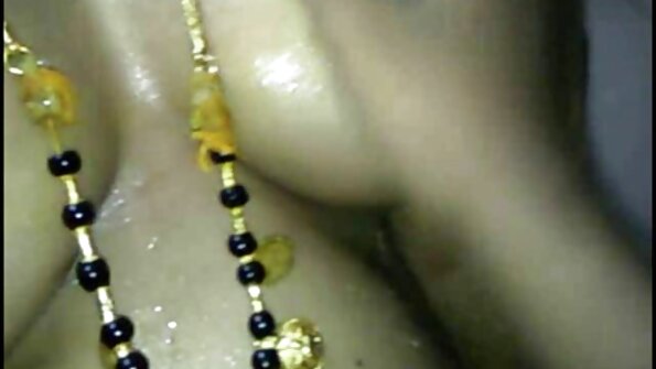 Tätowierter Liebhaber küsste vollbusige Aletta Ocean in alle Löcher xxx reife frau