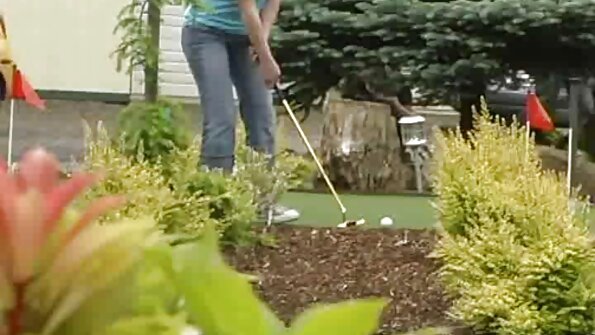 Lady video von reifen frauen küsst mit neuem Liebhaber in Ihrer Wohnung