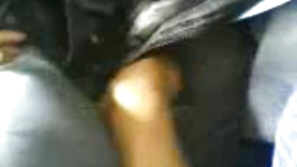 Reife Blondine reife porn tube trinkt Champagner nach dem Sex mit Schwarzen