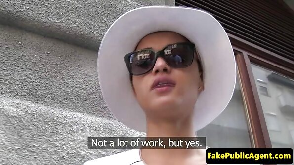 Zwei reife tube schöne Lesben im Fitnessstudio haben guten Sex