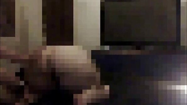 Rothaarige und blonde reife paare videos Mutter beschloss, dem Kerl mit Gruppensex zu gefallen