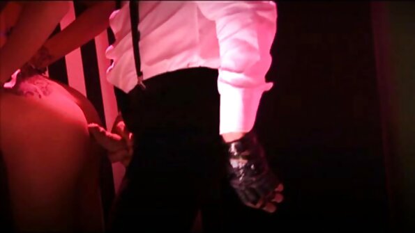 Schön mit frischem Arsch bekommt See nach Reparatur deutsche reife frauen video von Blondine