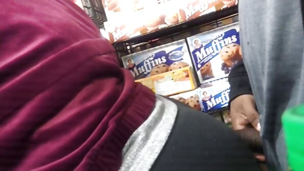 küssen einer heißen Blondine und reife sex video Gelegenheitssex mit einem Freund nach der Arbeit