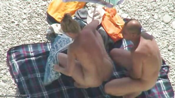 Blondine mit Schwarz hat schönen und sehr leidenschaftlichen Sex mit Orgasmus sex videos mit reifen frauen