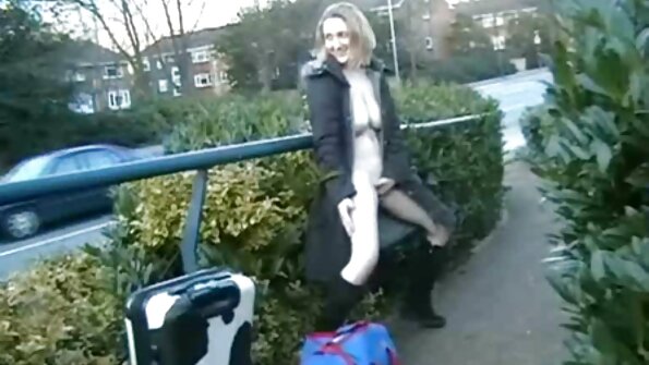 Vollbusige Blondine mit schönem blowjob hebt reife weiber tube die Stimmung Freund