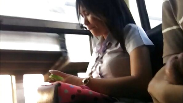 Ein paar junge Mädchen küssen sich auf reife frauen nackt videos den Arsch