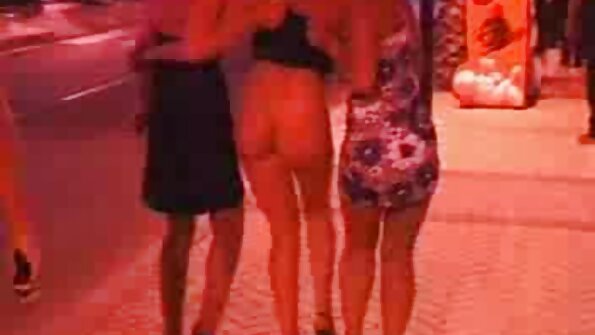 Zwei Schwarze für einen Journalisten reife frauen clips organisierten Hardcore-Gruppenporno