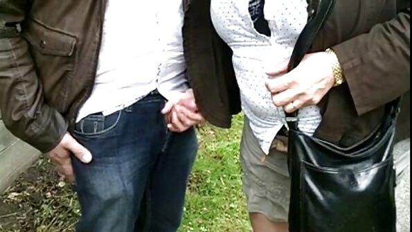 Schöne reife xxx Brünette bevorzugt heißen analsex