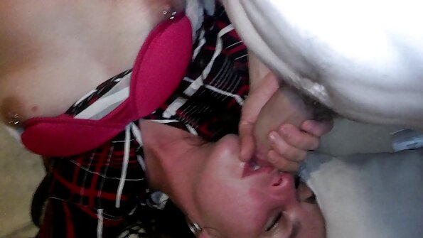 Lesben entscheiden sich dafür, sich gegenseitig durch Oralsex und Masturbation Vergnügen zu bereiten reife frauen free porno