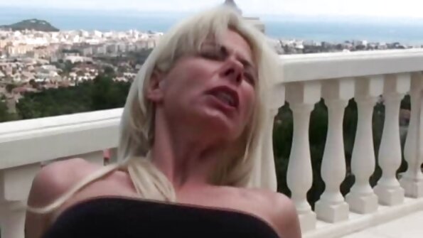 langhaariges Mädchen fickt mit Ihrem neuen reife tube Freund