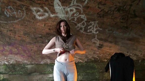 die reife damen xxx Königin der Scheiße mit ihrer Freundin mit Brille