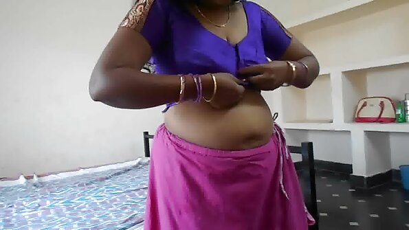 Mädchen reife damen xxx mit großen Titten ersetzt saftigen Leisten-Gangbang