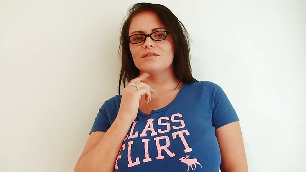 Unersättlicher Klient, der Sex mit reife fotzen tube Masseuse in Position 69 hat