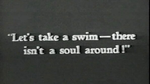 Heißes Mädchen mitten reife sex tube in der Nacht fickt mit einem Freund