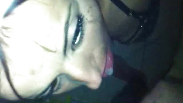 Schwarzer Mann fickt mit einem Kuss auf den großen Arsch reife hausfrauen videos