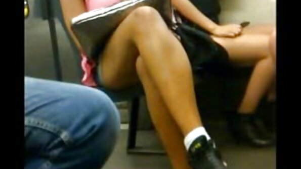 Fülle den porno videos mit reifen frauen vollbusigen Arsch zwischen Leiste und Leiste