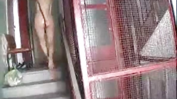 Die Jungs küssten zwei junge Tennisspieler reife frauen sex filme auf einen Kuchen