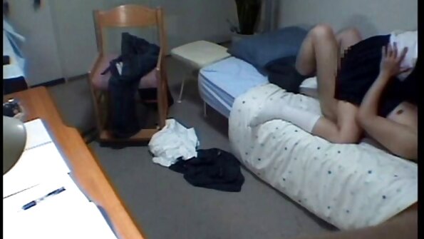 Blondine in schwarzen Strümpfen fickt kostenlose videos reife frauen gerne mit einem berühmten Agenten beim casting