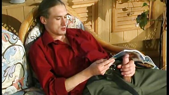 Mutter mit großem Arsch summt beim Analsex reife schlampen porn vom Penis ihres Sohnes