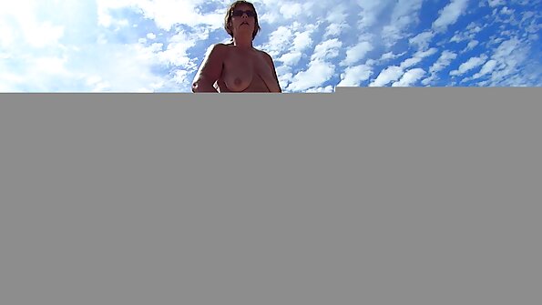 Zwei junge Mädchen ersetzen beim reife porno tube Gruppensex haarige Risse